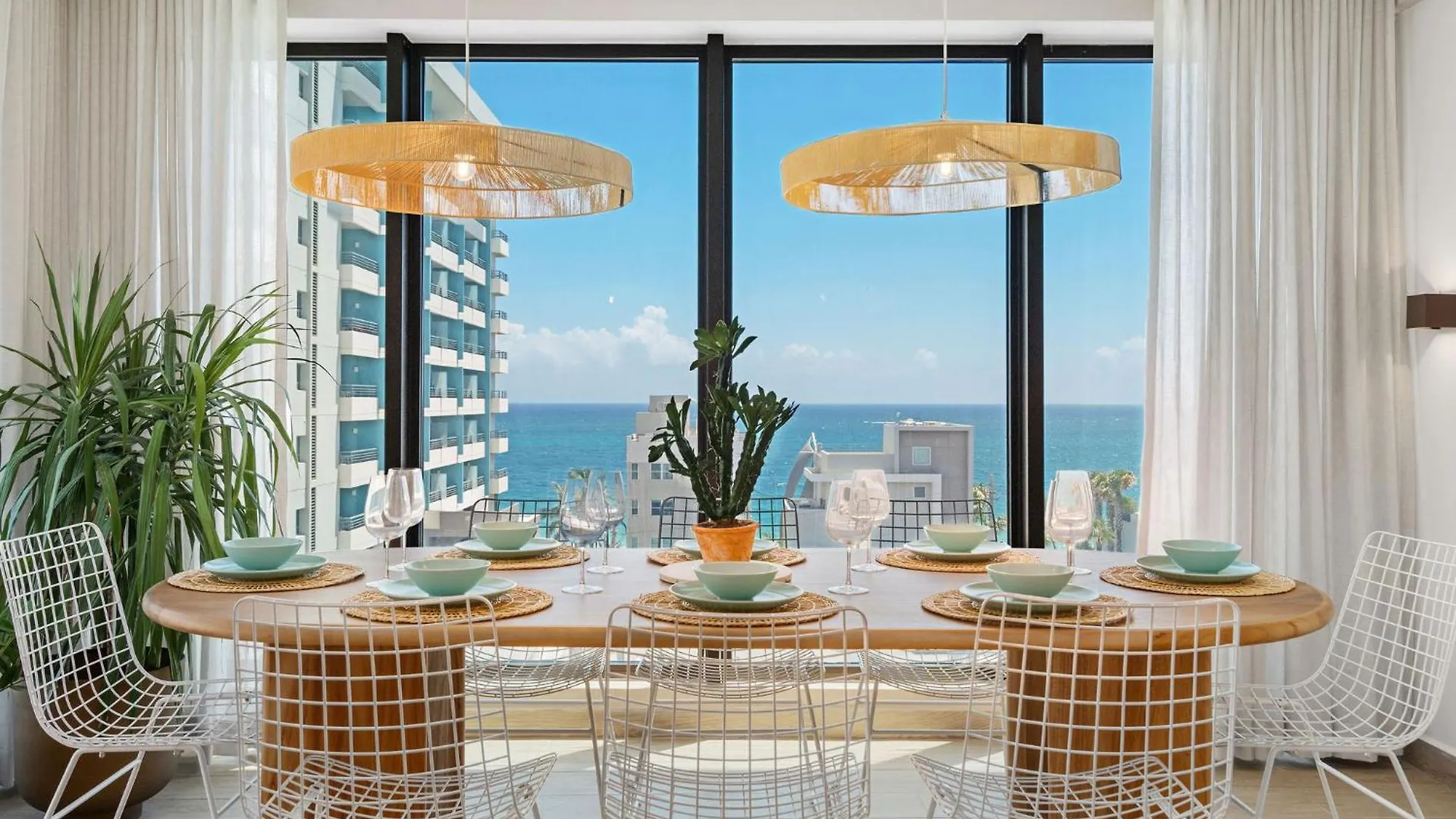 Hibird- Apartment And Suites Hotel San Juan Aparthotel