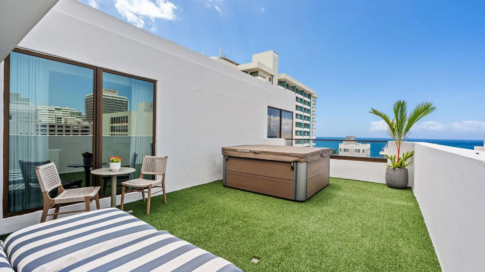 Aparthotel Hibird- Apartment And Suites Hotel San Juan