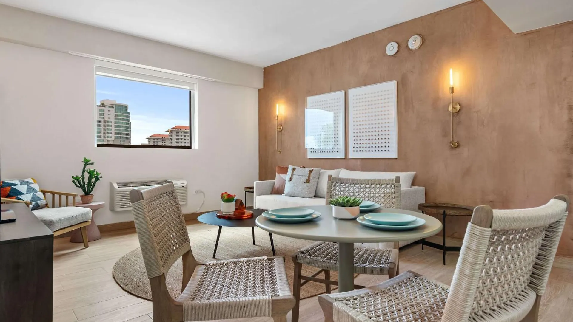 Hibird- Apartment And Suites Hotel San Juan