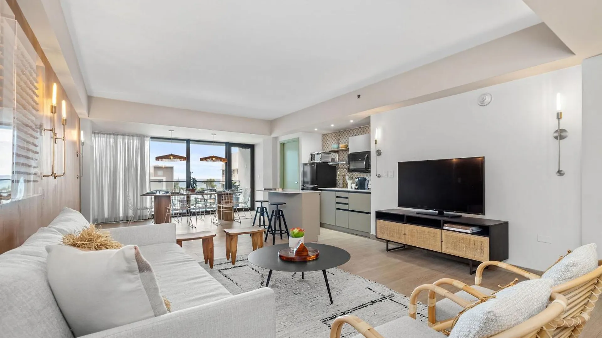 Aparthotel Hibird- Apartment And Suites Hotel San Juan