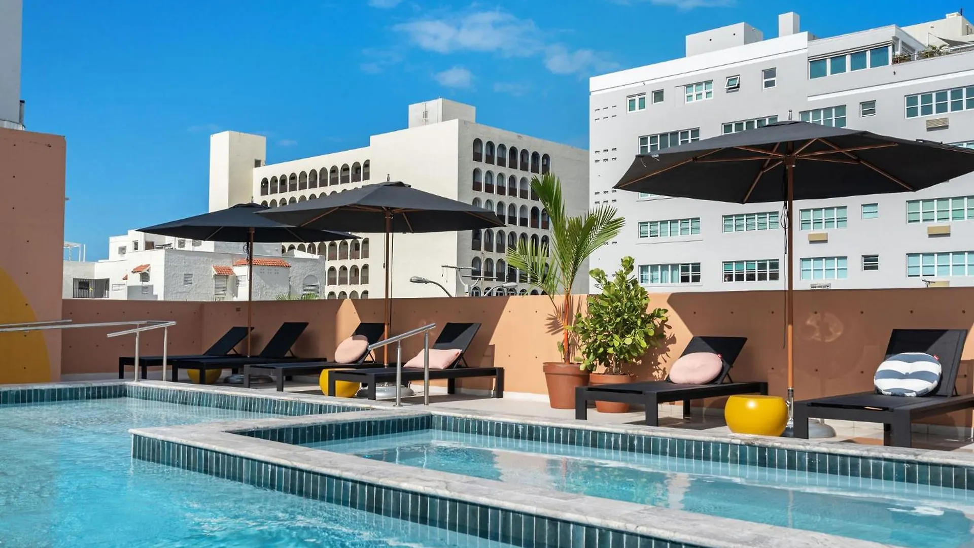 Hibird- Apartment And Suites Hotel San Juan Aparthotel