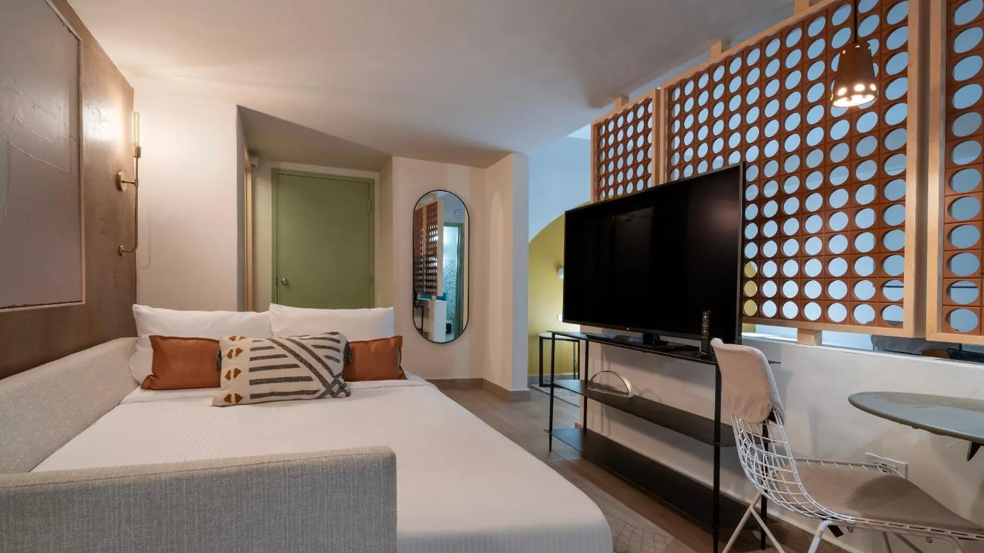 Hibird- Apartment And Suites Hotel San Juan Aparthotel