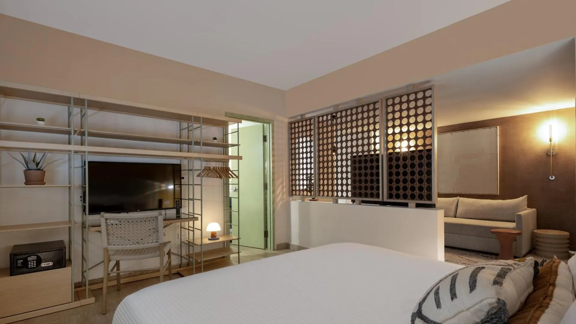 Aparthotel Hibird- Apartment And Suites Hotel San Juan