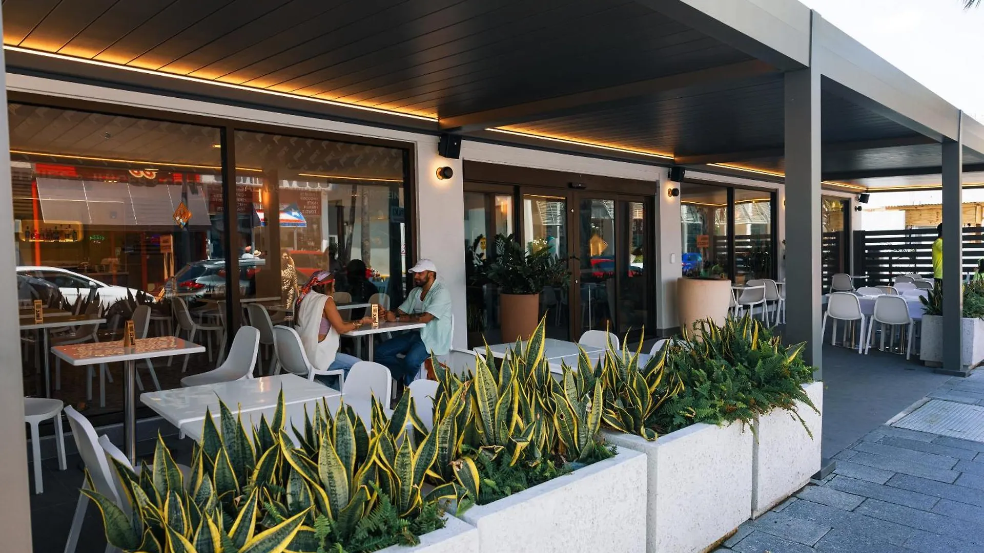 Hibird- Apartment And Suites Hotel San Juan Aparthotel